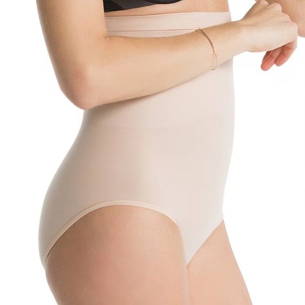 SPANX - Higher Power Pantie Briefs - [Soft Nude] - Picture 3 of 15